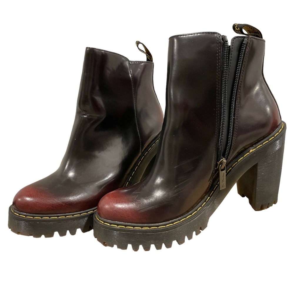 DOC MARTENS BOOTS